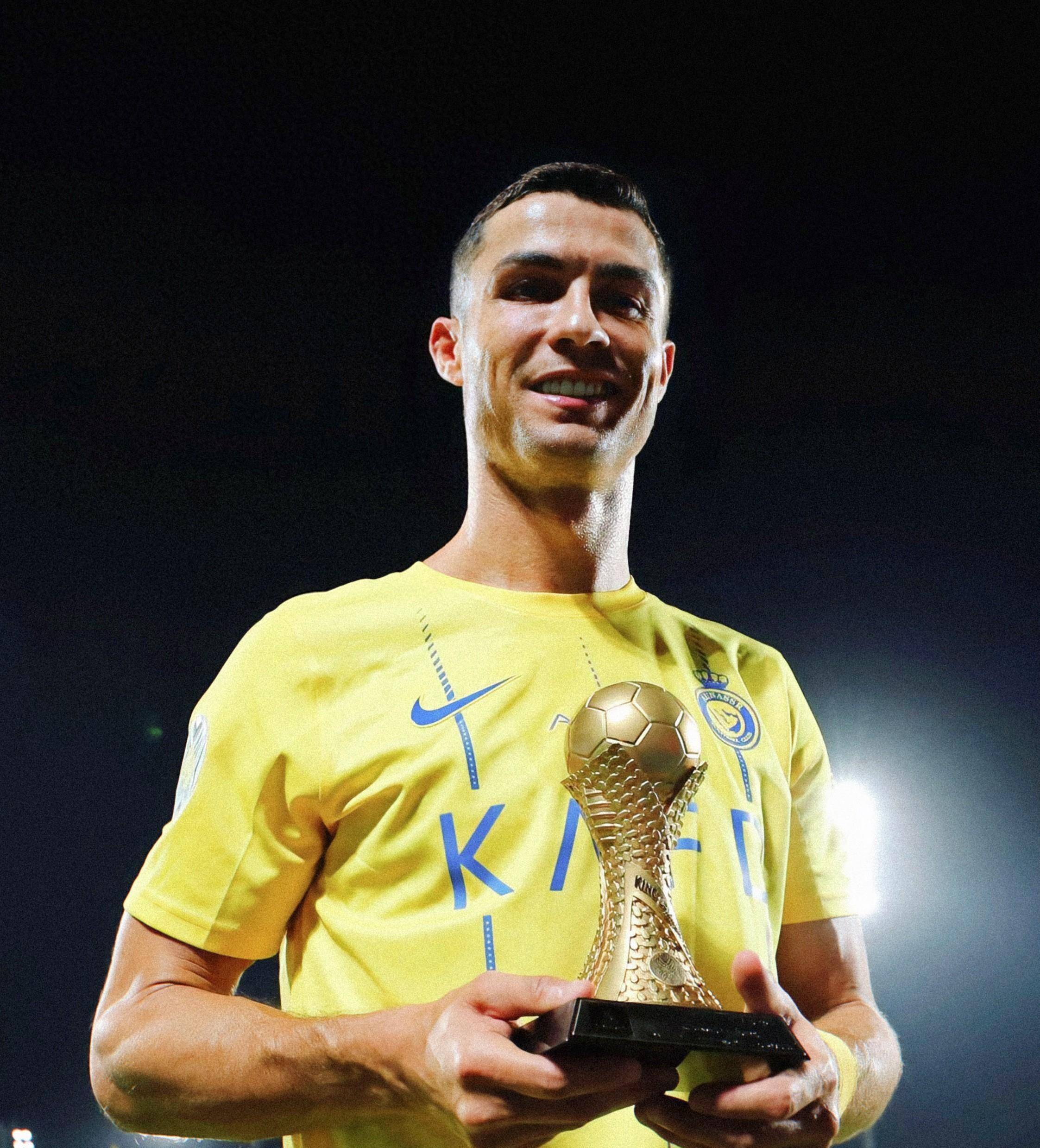 TA：巴萨上下都对梅西夜访诺坎普感到意外，他们无人参与此事